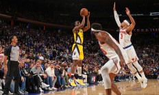 爱游戏官网-包含猛龙连胜尼克斯，领先东部半决赛取得压倒性优势的词条