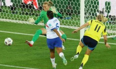 爱游戏培训-瑞典女足尽展风采，赢得掌声