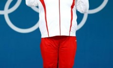 爱游戏app下载-举重女将勇夺银牌，奋力展现实力