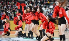 爱游戏中国官网-新疆男篮在最后关头逆转比分，夺得胜利