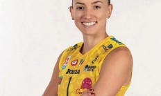 爱游戏活动-巴西女排队员发挥出色，实现四连胜