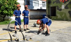 爱游戏网页版登录入口-胜负从哪里来，球员们在训练场上一遍又一遍演练！的简单介绍