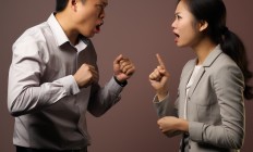 爱游戏vip注册-人内部矛盾激化，团队合作尴尬