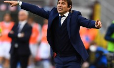 爱游戏竞技-热门足球比赛中球员表现出色