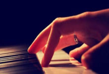 爱游戏登录入口-拜仁慕尼黑豪取胜利，轻松击败亚琛多特蒙德，拜仁慕尼黑vs多特蒙德历史