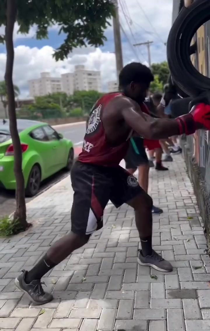 古巴选手表现出色夺得拳击比赛金牌(古巴选手表现出色夺得拳击比赛金牌的是谁) 古巴选手表现出色夺得拳击比赛金牌(古巴选手表现出色夺得拳击比赛金牌的是谁)