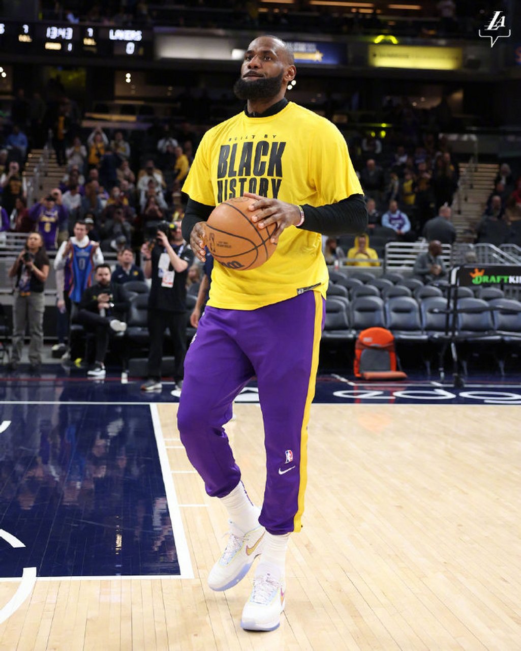 关于步行者球员个人表现亮眼，现队内得分王的信息