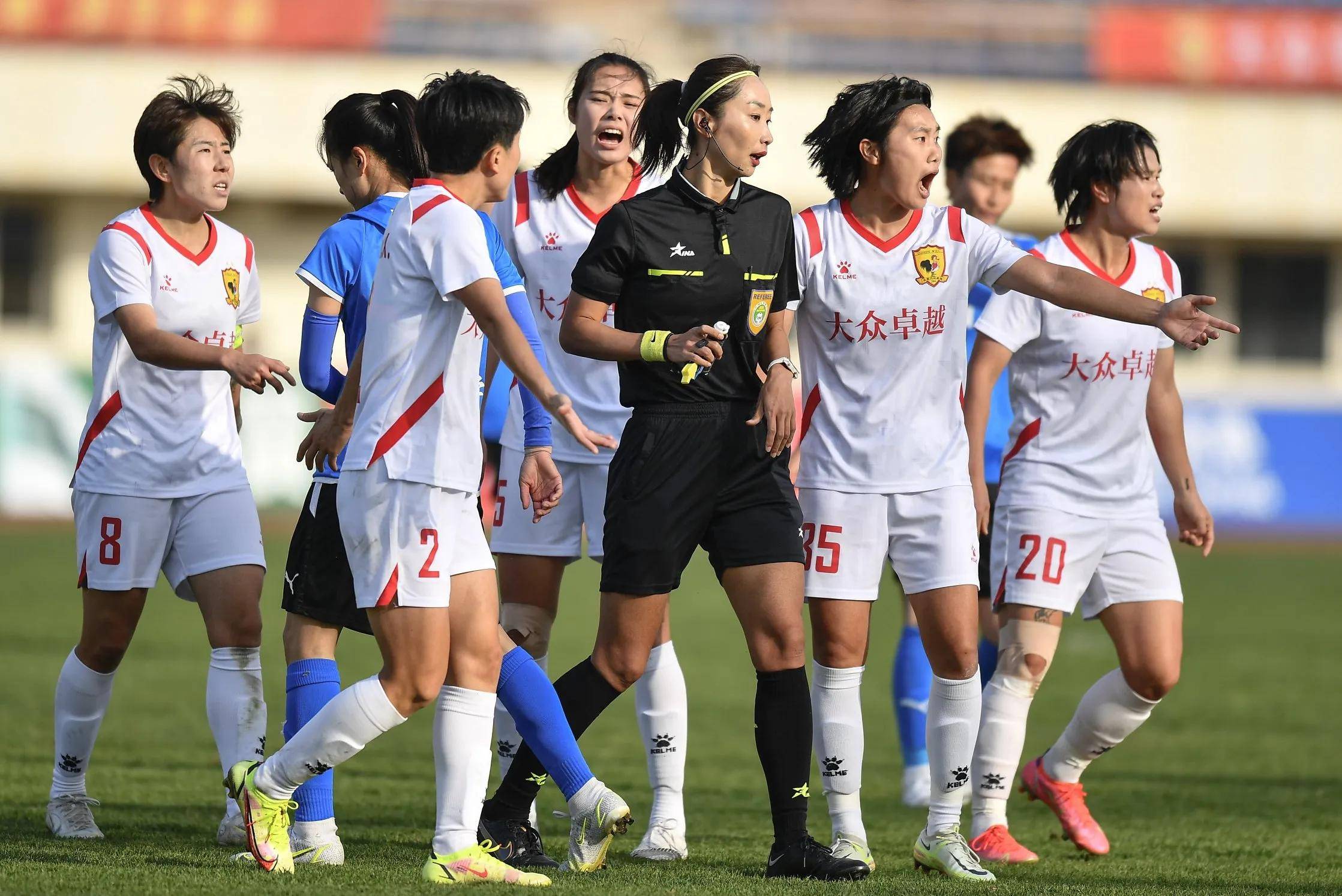 关于国家女足队取得胜利,晋级下一轮比赛的信息 关于国家女足队取得胜利,晋级下一轮比赛的信息