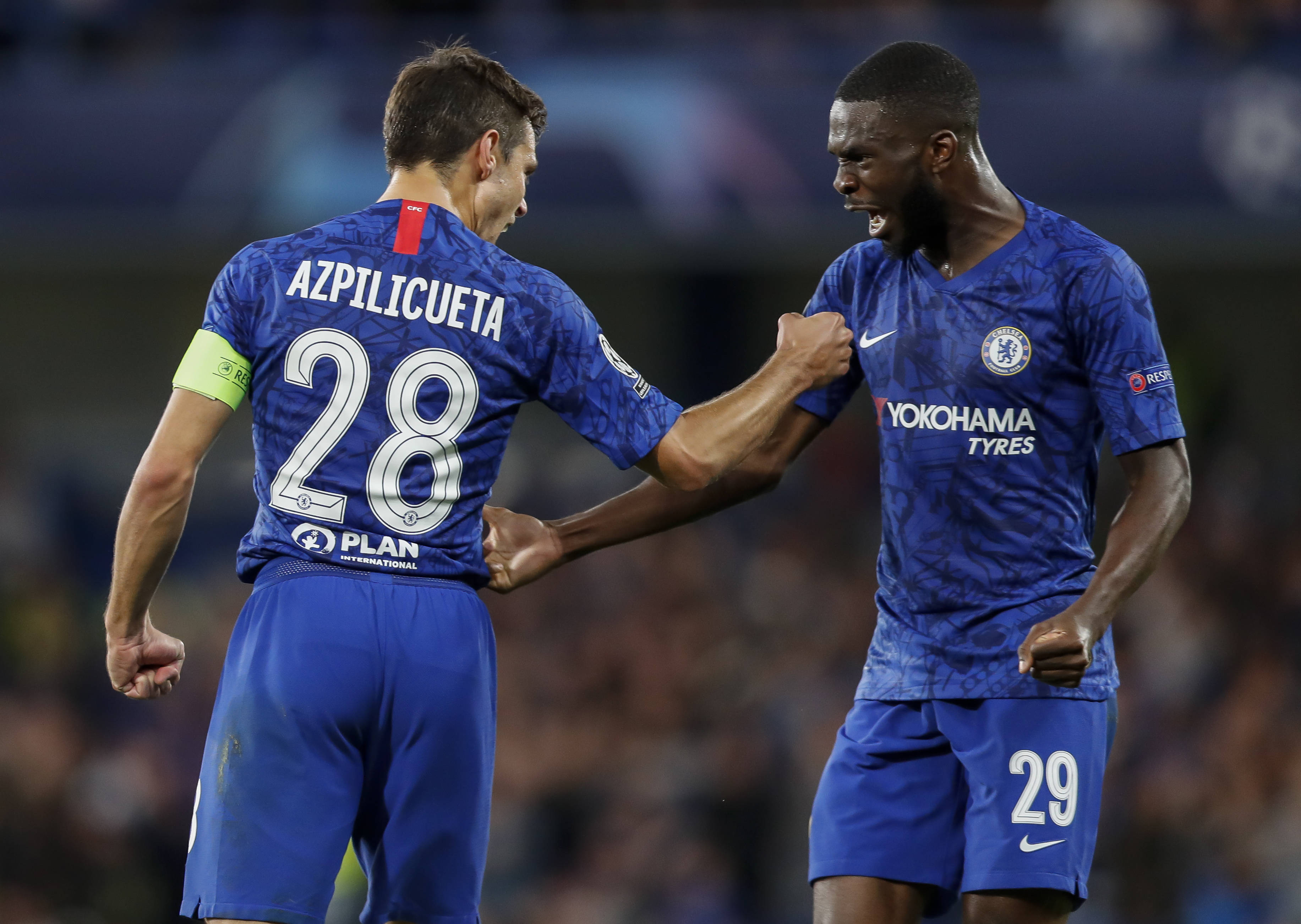 切尔西客场击败南安普顿，取得胜利