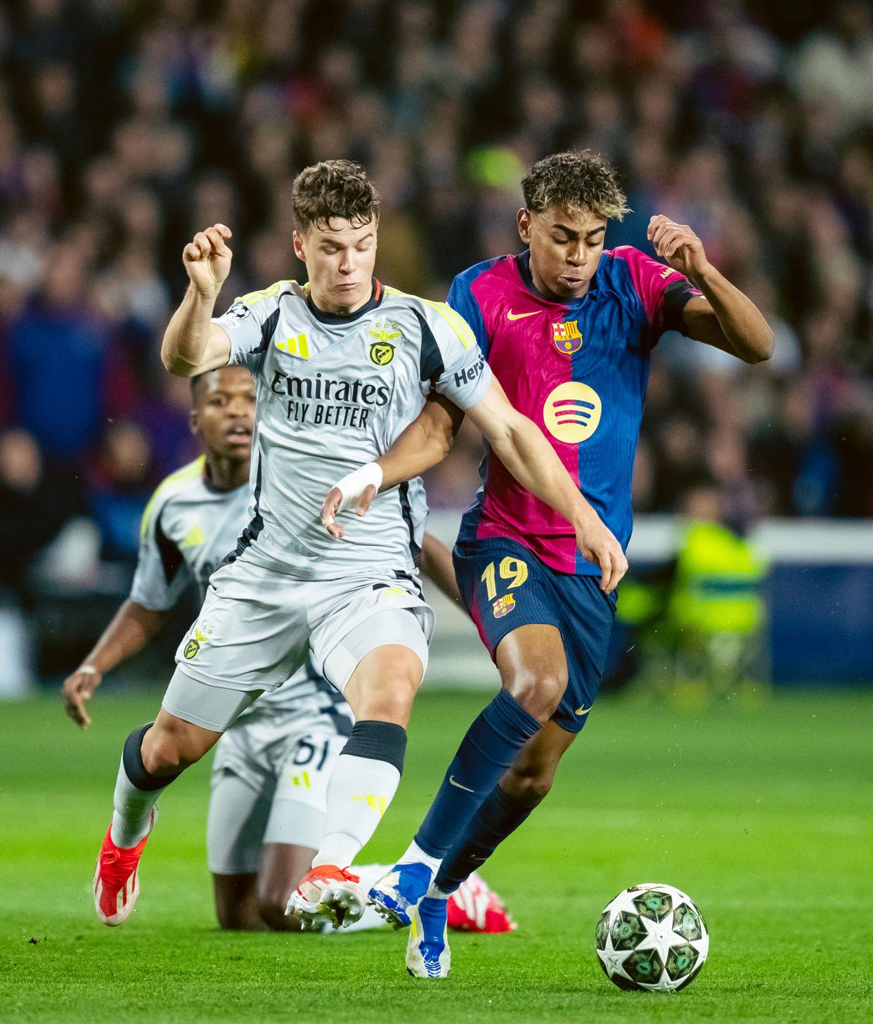 巴塞罗那遭遇对手反击,险胜晋级的简单介绍 巴塞罗那遭遇对手反击,险胜晋级的简单介绍