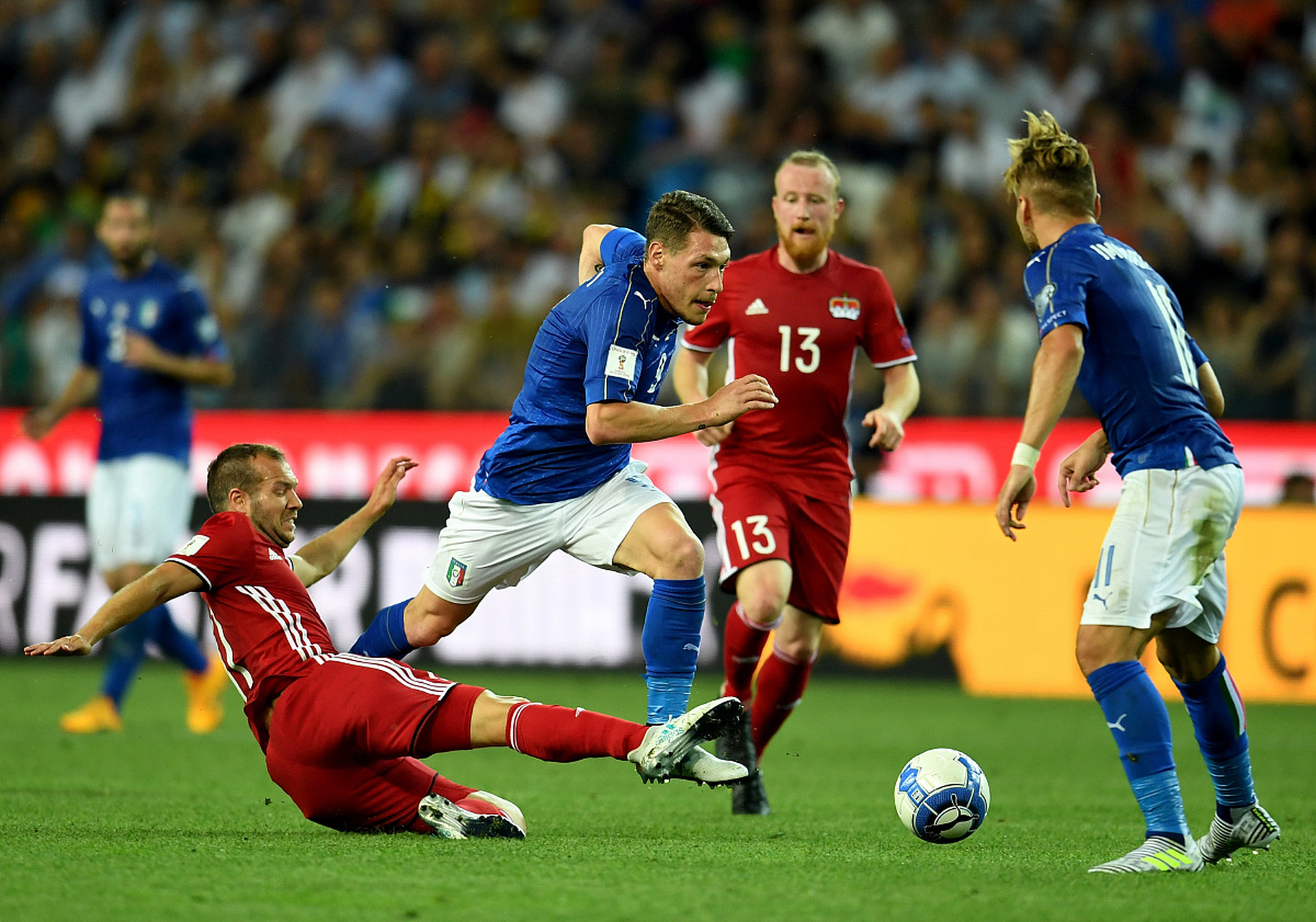 包含杀气腾腾!欧预赛精锐战队激斗火热的词条 包含杀气腾腾!欧预赛精锐战队激斗火热的词条