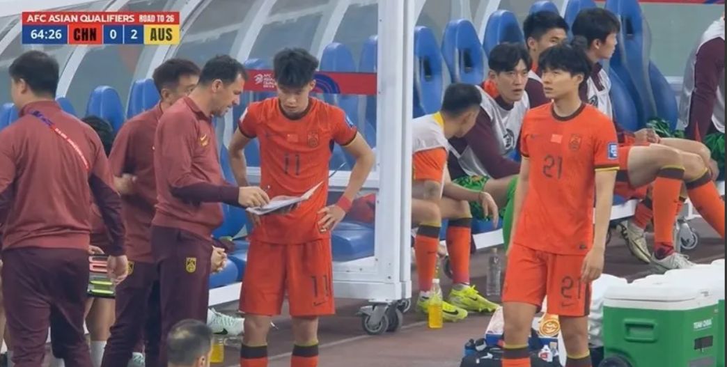 澳大利亚队在比赛中表现出色的简单介绍