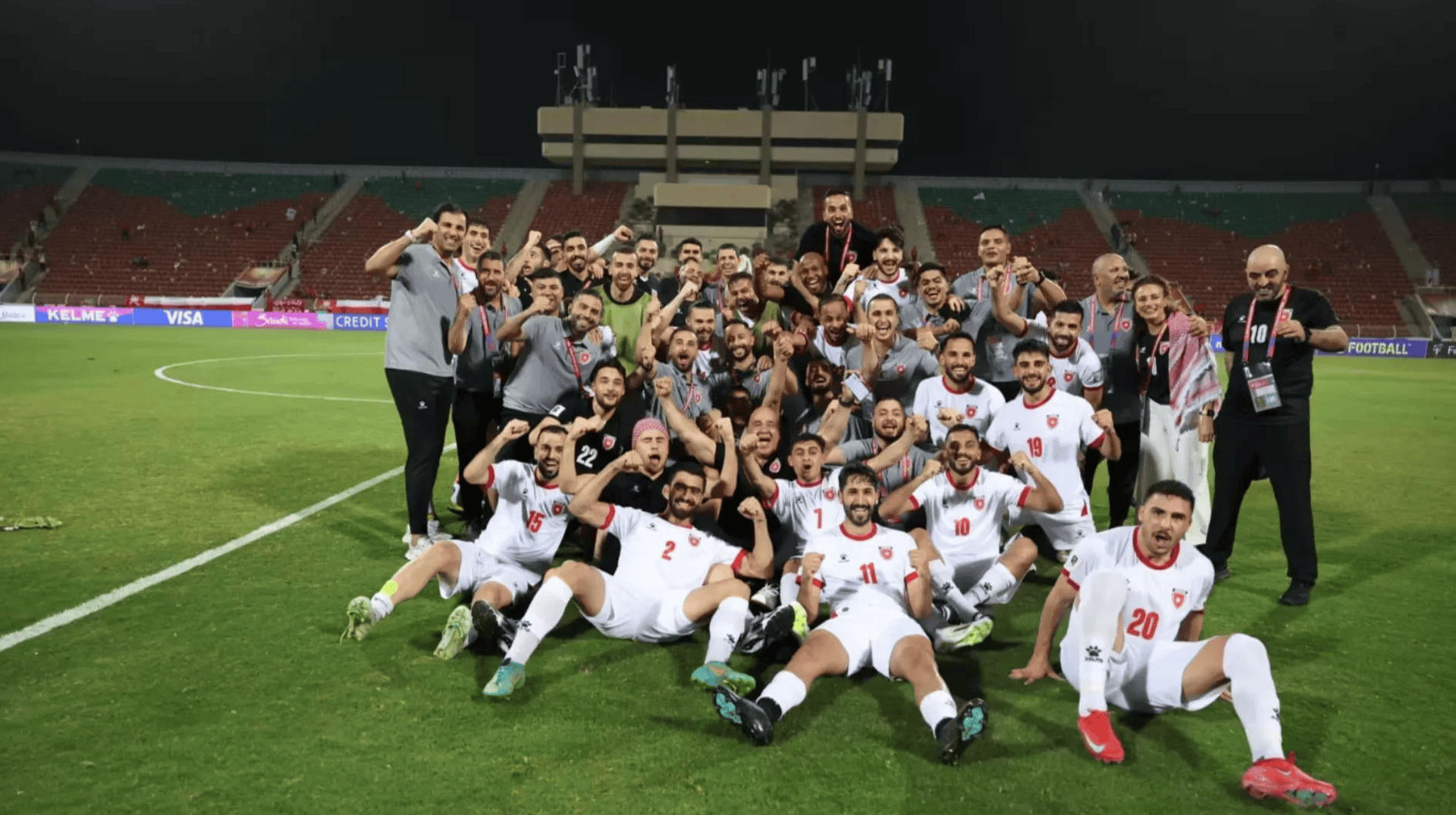 关于亚洲足球赛场冷门不断，看哪支球队能逆袭的信息