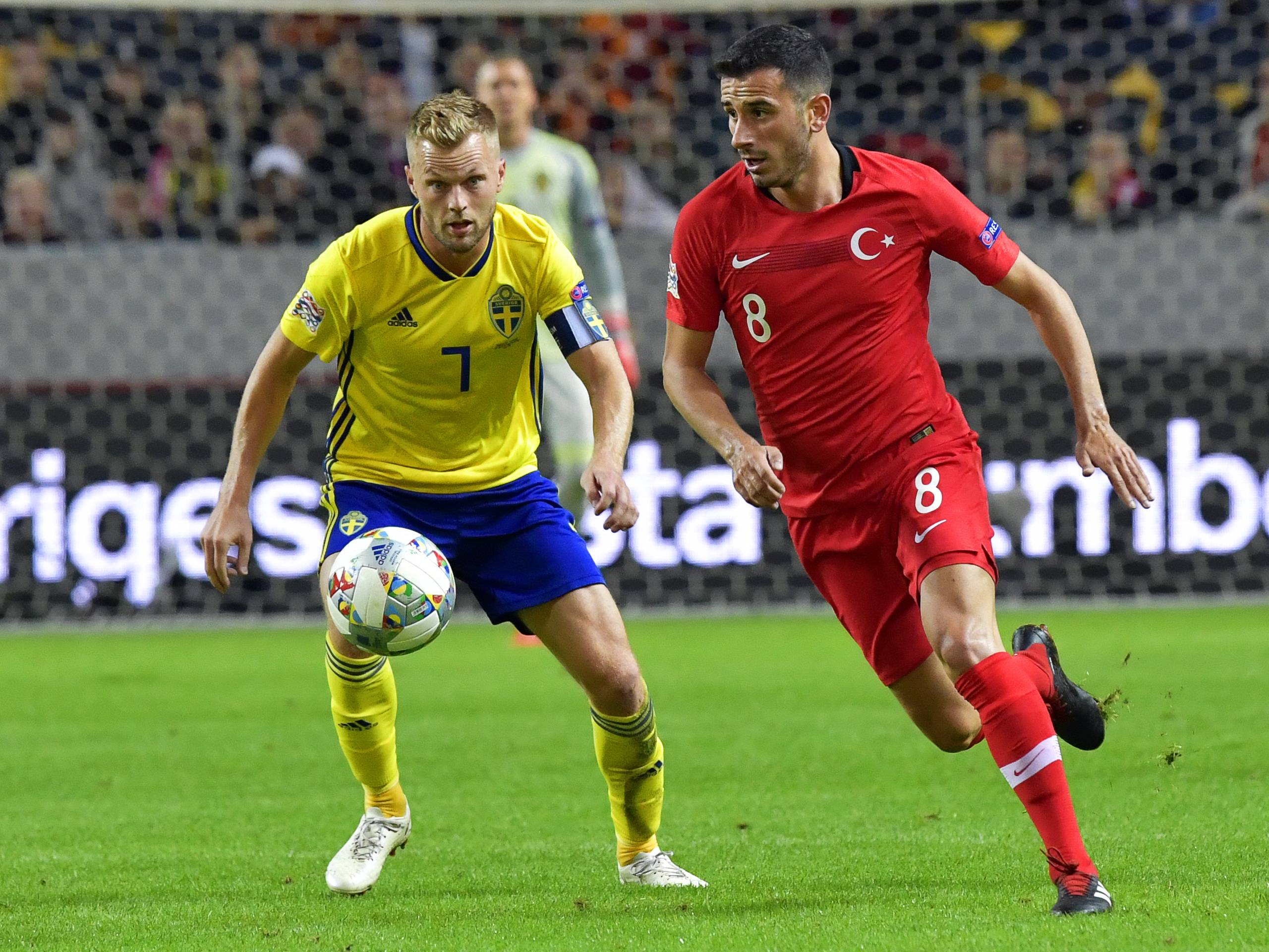 英国队在赛场上表现出色 英国队在赛场上表现出色