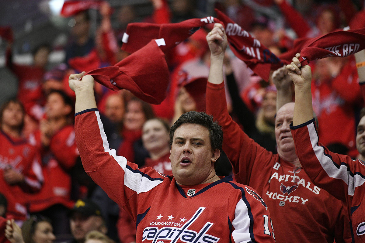 拜仁慕尼黑客场失利,艰难拼杀不懈的简单介绍 拜仁慕尼黑客场失利,艰难拼杀不懈的简单介绍