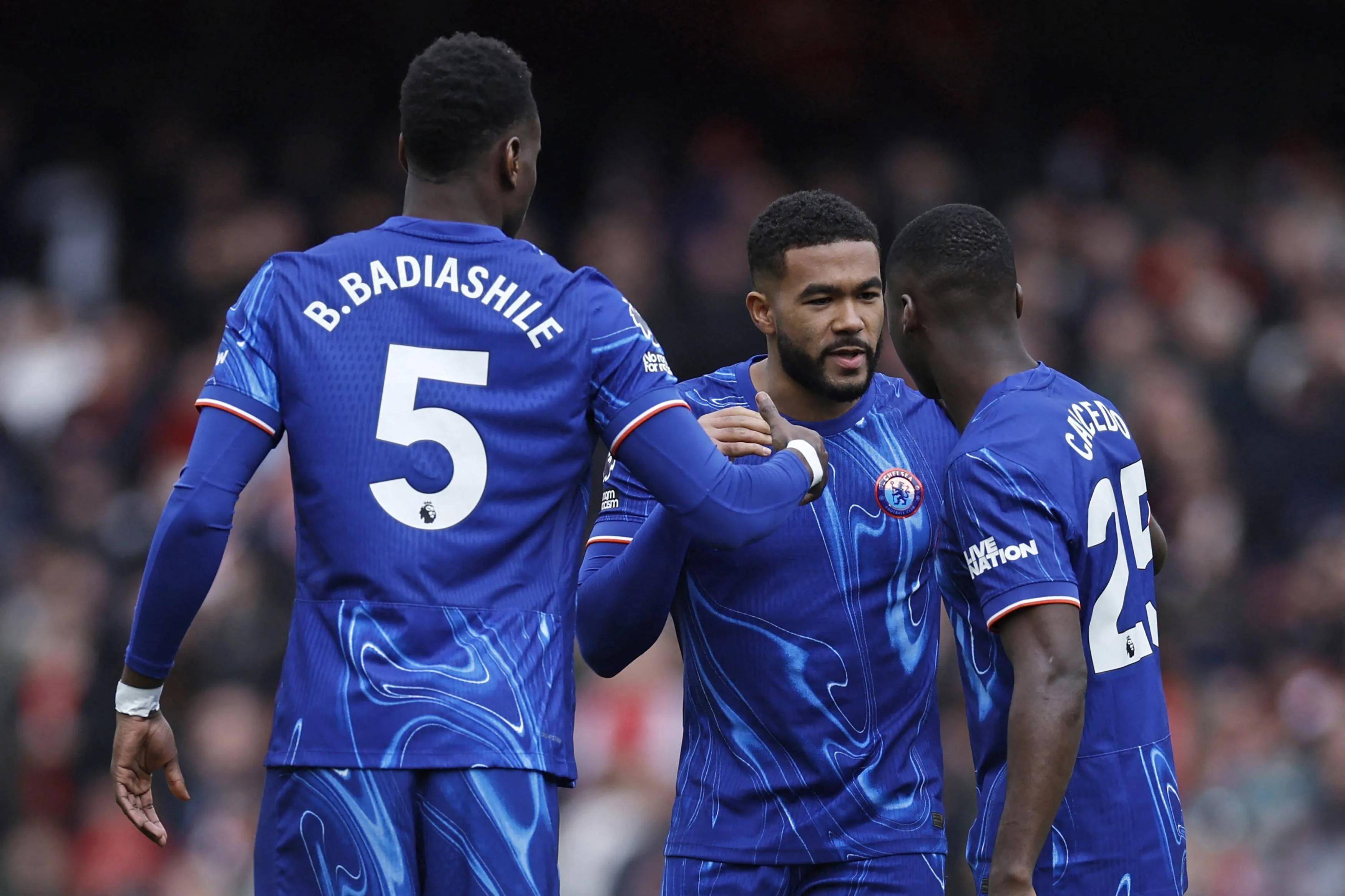 关于巴萨防线爆发伤病潮,主帅面临考验的信息 关于巴萨防线爆发伤病潮,主帅面临考验的信息