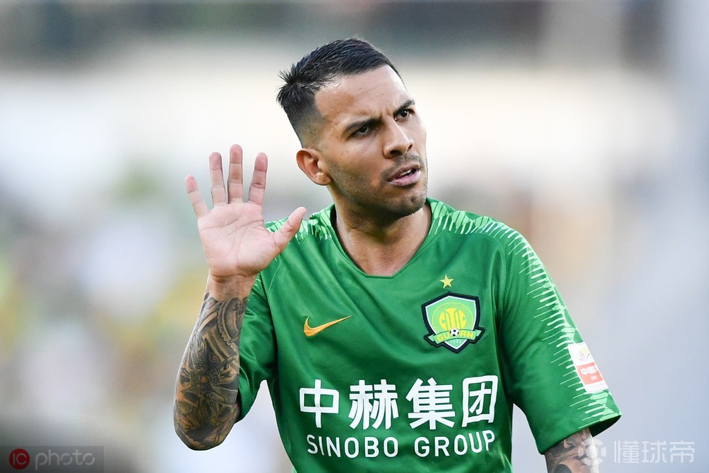 比埃拉制胜关键进球,引领球队赢得胜利 比埃拉制胜关键进球,引领球队赢得胜利