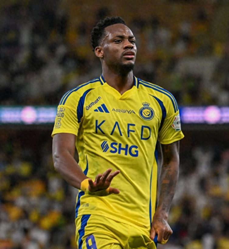 关于沙尔克完美表现，客场大胜获得胜利的信息